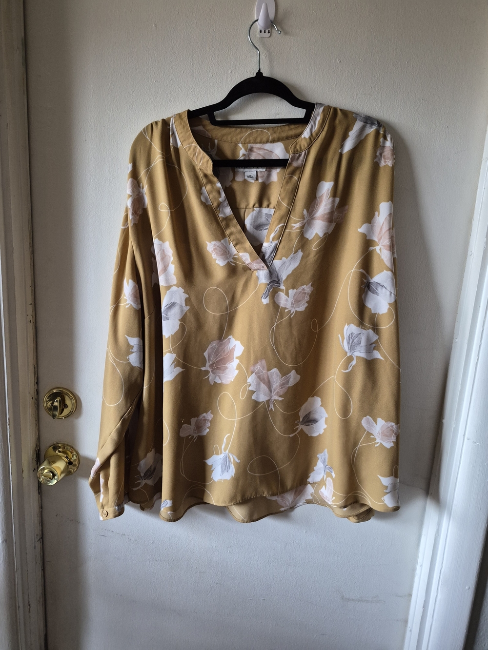 Ava & Viv Mustard Floral V-Neck Blouse